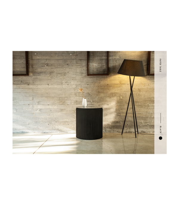 Round Table in Black (H50 cm)